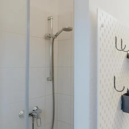 Gaestehaus Kolp 아파트 *
