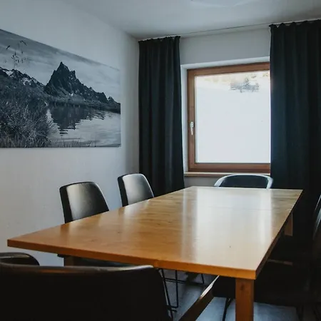 Gaestehaus Kolp Apartamento *